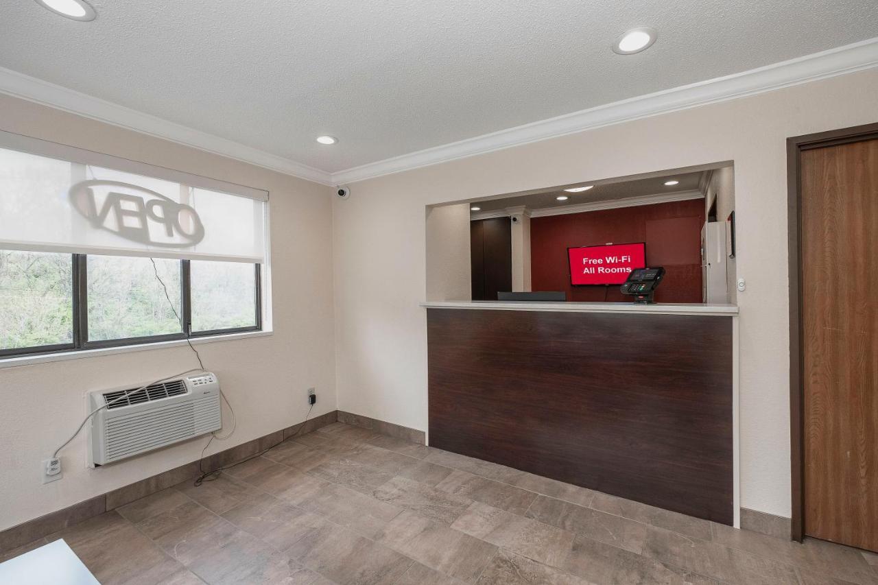 Red Roof Inn Бристол Екстериор снимка