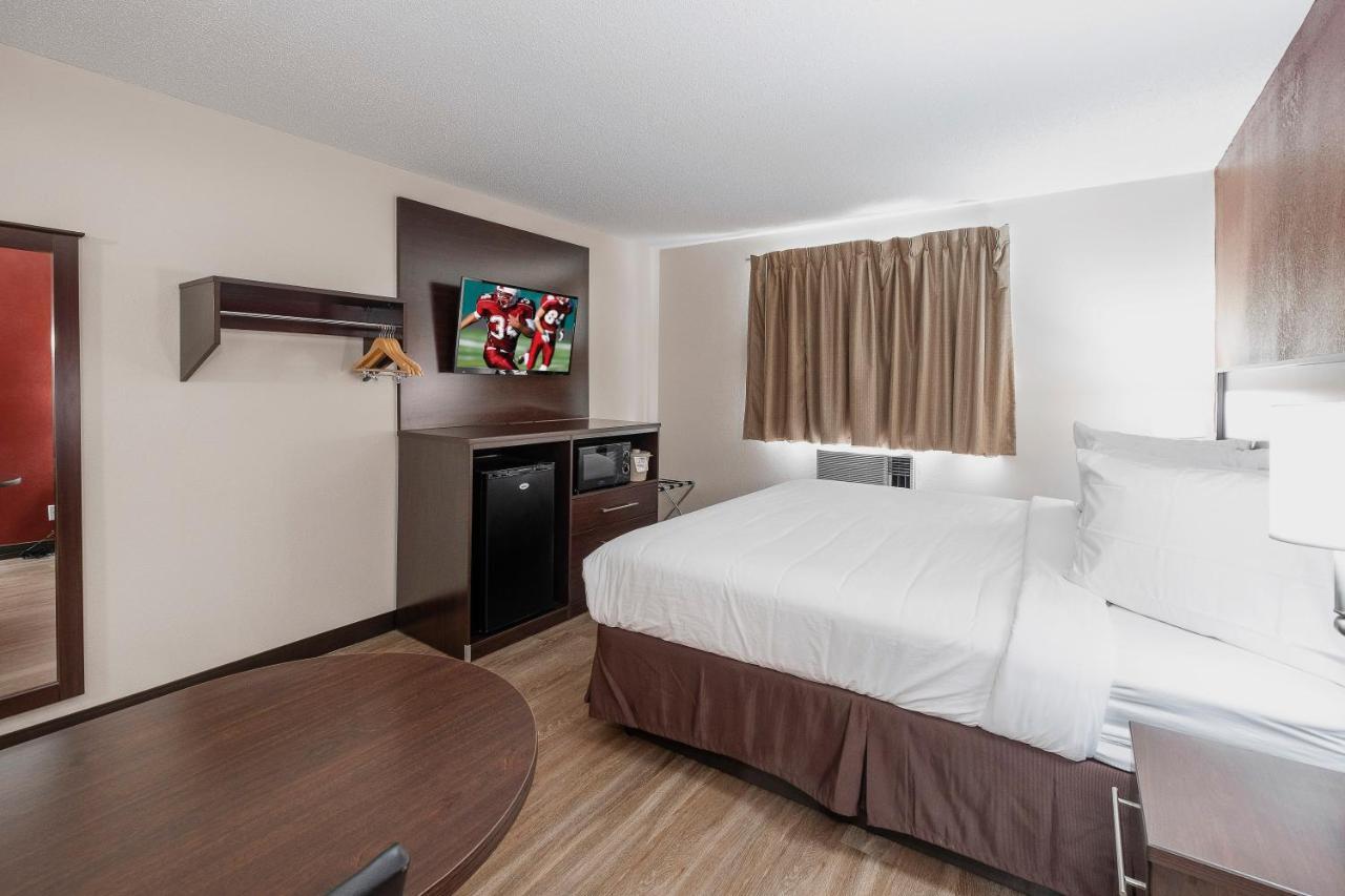 Red Roof Inn Бристол Екстериор снимка