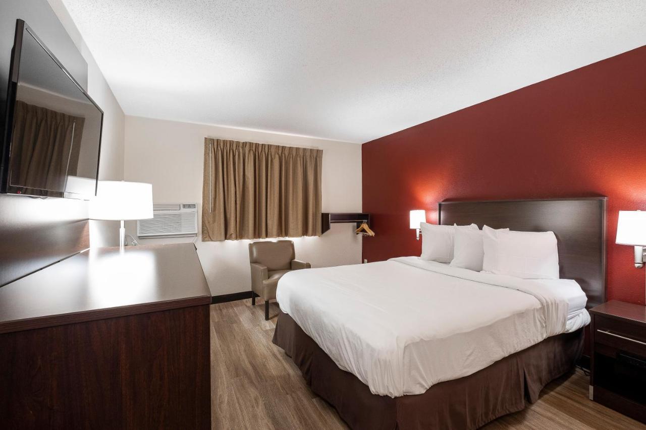 Red Roof Inn Бристол Екстериор снимка