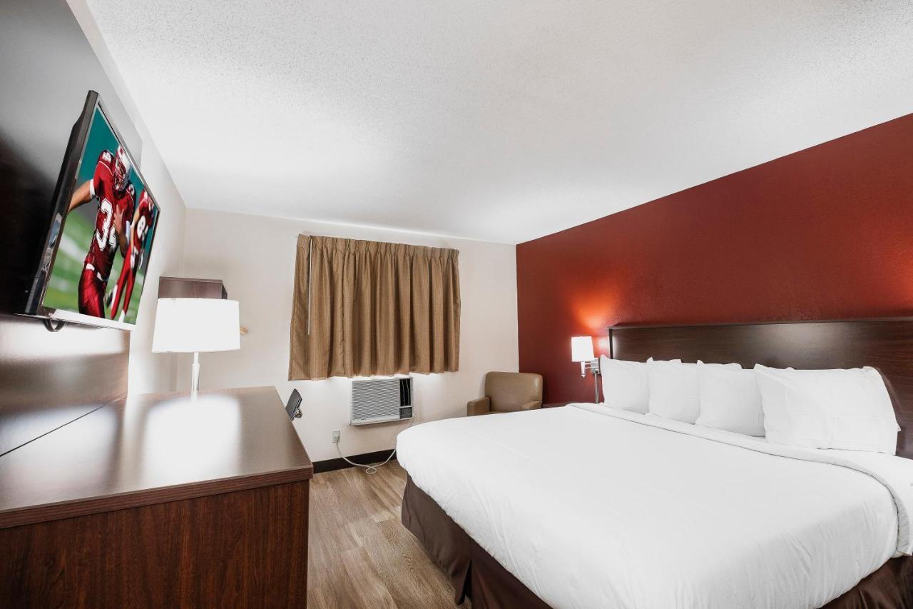 Red Roof Inn Бристол Екстериор снимка