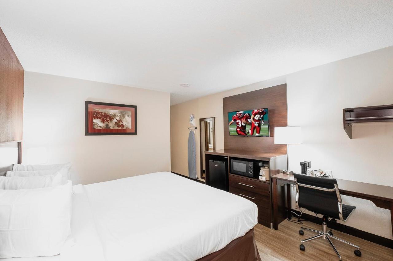 Red Roof Inn Бристол Екстериор снимка