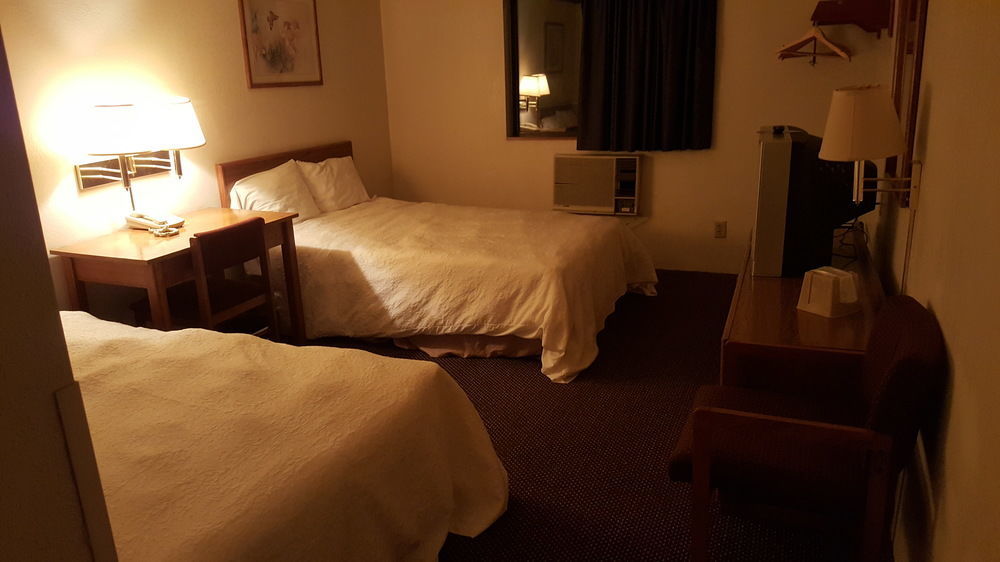 Red Roof Inn Бристол Екстериор снимка